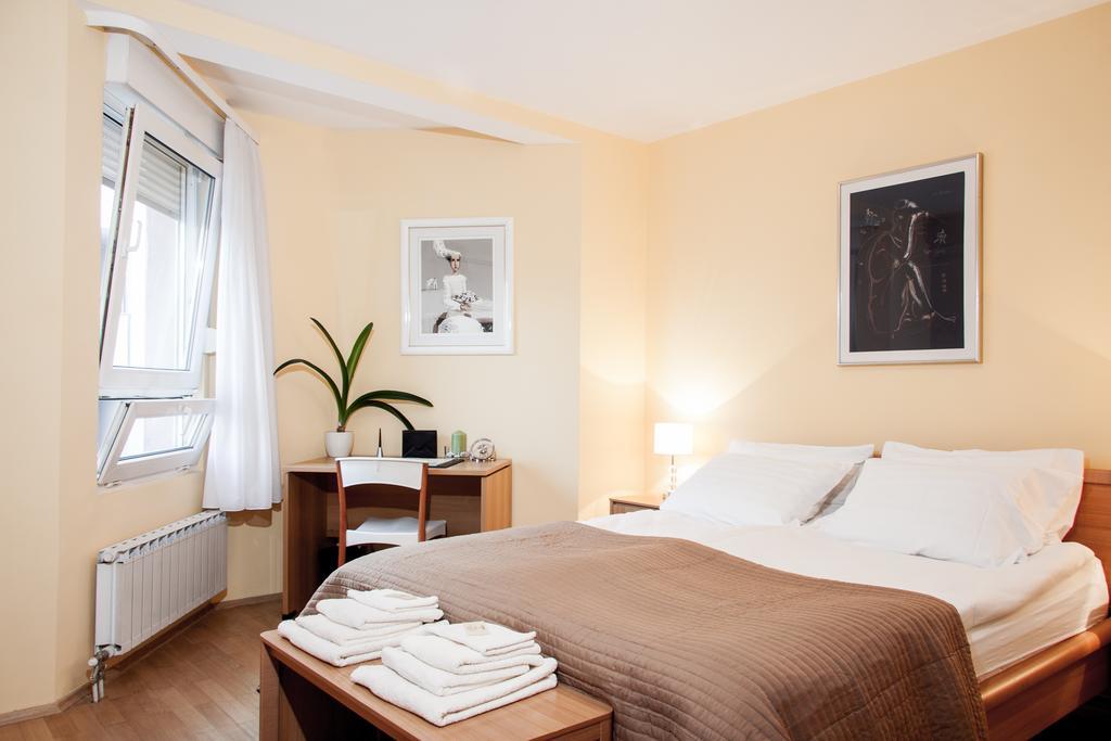 Apartment Avenue ザグレブ 部屋 写真